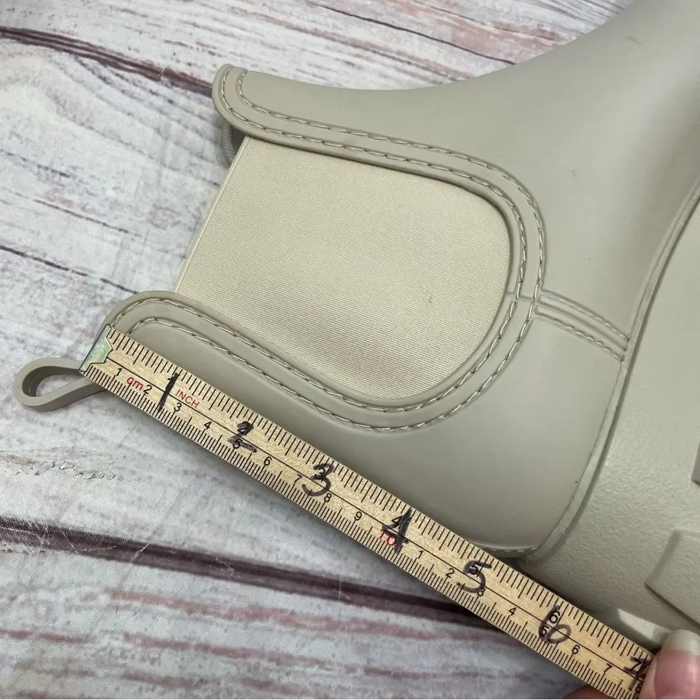 Jeffrey Campbell Chelsea Rain Boots Lug Sole Ivory NEW Size 10
